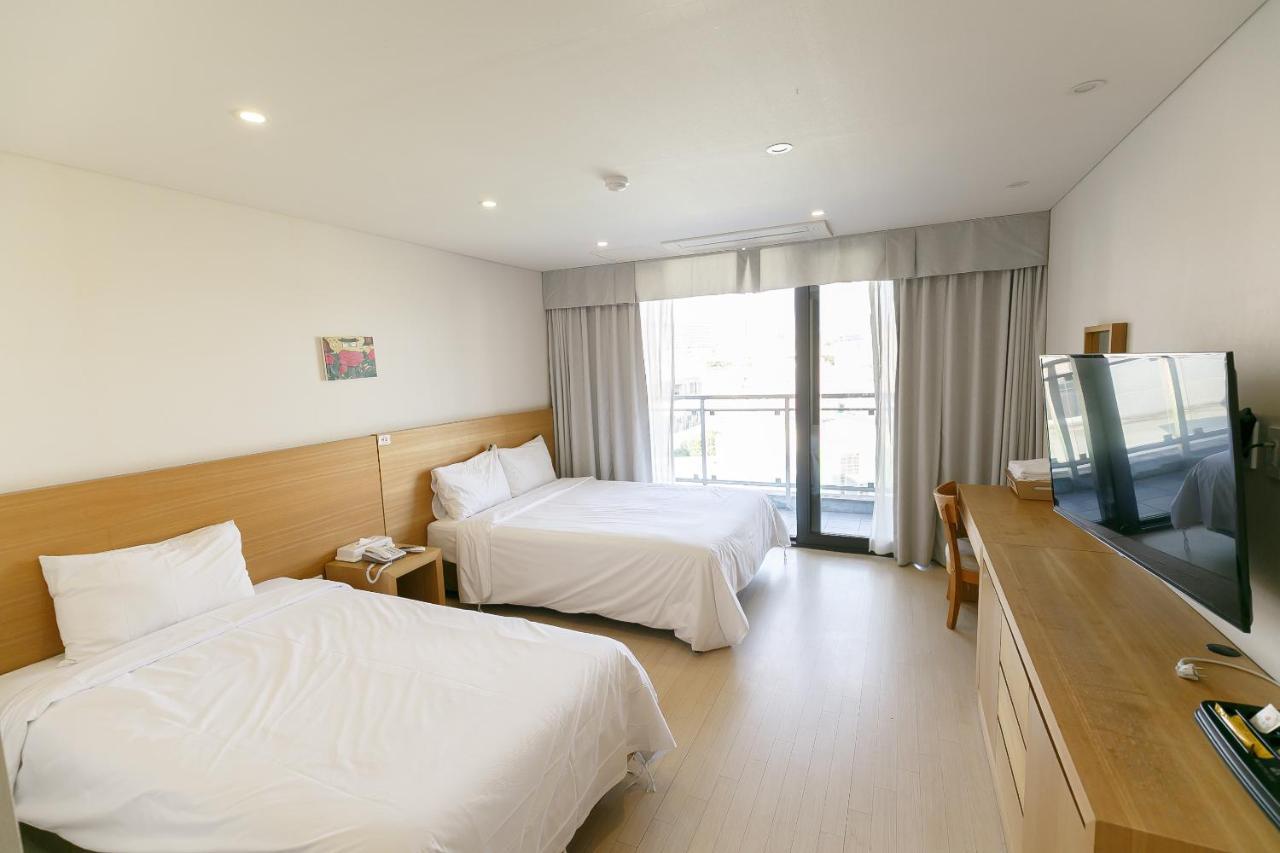BK Hotel Jeju Seogwipo Exterior foto