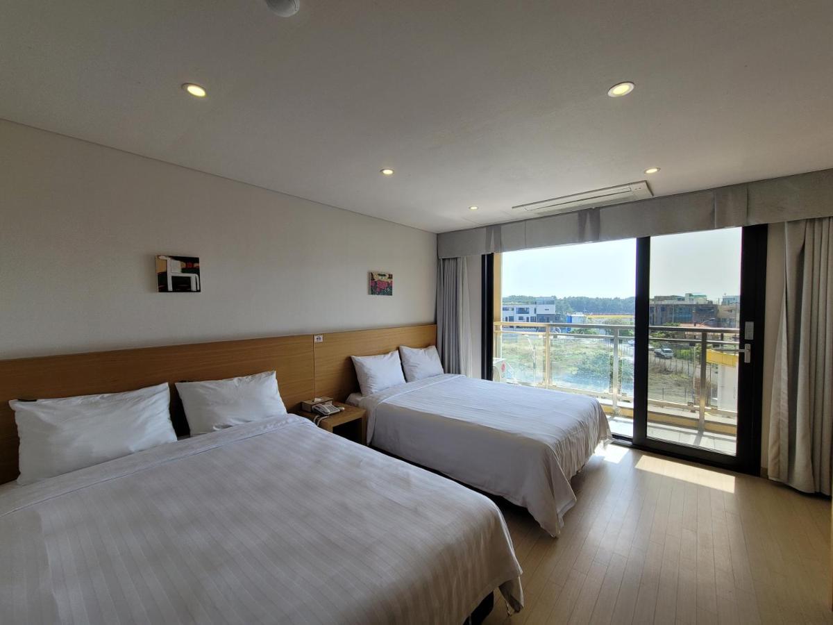BK Hotel Jeju Seogwipo Exterior foto