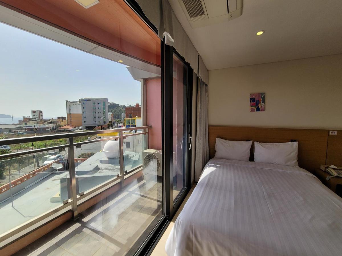 BK Hotel Jeju Seogwipo Exterior foto